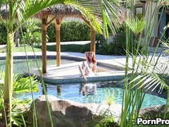 18, 큰 음경, 도기스타일, 머리카락이 많은, 야외의, 조그마한, 거칠게, 젖가슴