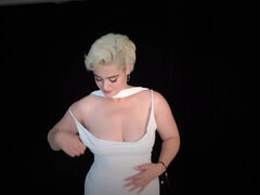 Stefania Ferrario, Bare Huge Knockers