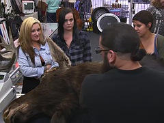 Любители, Красотки, Большие сиськи, Сперма на лице, Ласковые ручки, Мастурбация, В офисе, Сосущие