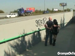 18, Zunanji izliv, Fetiš, Dedek, Hardcore, Zunaj, V javnosti, Najstnice