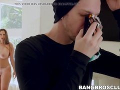 Μωρό, Μεγάλος πούτσος, Μεγάλα βυζιά, Πίπα, Ώριμη, Ώριμη γυναίκα