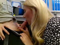 Amaterji, Rit, Blondinka, Fafanje, Zunanji izliv, Milf, Prvoosebno snemanje seksa