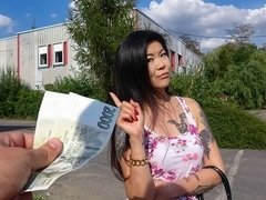 Asiatique, Sucer une bite, Brunette brune, Éjaculer dans la bouche, En levrette, Culottes ou slips, Pov, Rasée