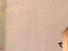 Όμορφη, Μεγάλος κώλος, Μεγάλα βυζιά, Πίπα, Διασημότητα, Τεράστιος, Τσούλα, Τατουάζ