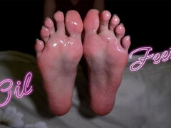 Perverted Trans Loves Very Oiled Feet