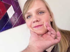 18 jahre, Blondine, Hundestellung, Aufs gesicht abspritzen, Fetisch, Erstes mal, Hardcore, Hd