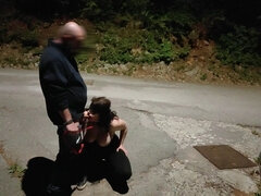 Enthousiasteling, Grote mammen, Pijpbeurt, Gebondenheid, Dominatie, Fetisj, Moeder die ik wil neuken, Buiten