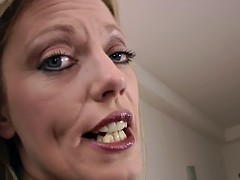 Sucer une bite, Britannique, Branlette thaïlandaise, Hard, Hd, Masturbation, Pov, Pute