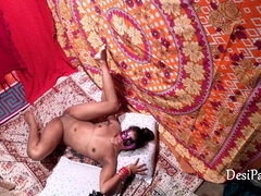 Nude Indian Bhabhi Spreading Her Legs Wide For Hot Sex