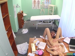 Amatör, Avsugning, Sperma shot, Handjobb, Pov, Fitta, Tuttar, Uniform