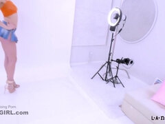 Enthousiasteling, Grote lul, Pijpbeurt, Bruinharig, Sperma shot, Hardcore, Gezichtspunt, Ruw