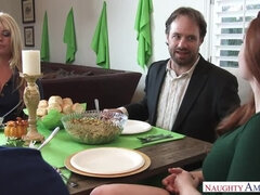 Sharing Big Thanksgiving Dinner amp  Dick ft. Cassidy Klein