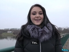 デカパイ, フェラチオ, 浮気者, カップル, 手コキする, アウトドア, ハメ撮り, 公共