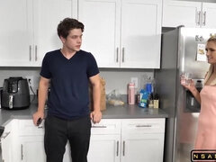 Leie, Arsch, Blondine, Blasen, Schwanz, Muschi, Jungendliche (18+), Titten