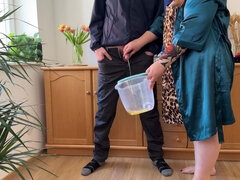 Amateur, Belle grosse femme bgf, Gros cul, Mature, Maman, Pisser, Russe