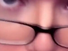 Enthousiasteling, Mooie dikke vrouwen, Pijpbeurt, Sperma in mond, Seksspeelgoed, Vies praten, Gezichtspunt