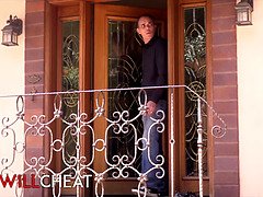 Velký zadek, Velké kozy, Kuřba, Dávení penisem, Na pejska, Výprask, Přírodní prsa, Pička