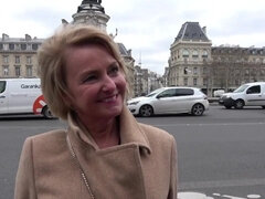 Anális szex, Ondó fröcskölés, Dupla behatolás, Csoportos kefélés, Nagyi, Kézimunka, Anyuci, Hármas