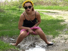 Summer squatting by Got2Pee where girls come to piss