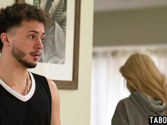 Gros seins, Plantureuse, Gorge profonde, Queue, Mère que j'aimerais baiser, Monstre, Belle mère, Tabou