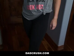 18 éves, Monumentális dákó, Szőke, Apu, Hd, Nézőpont, Leborotvált, Tini