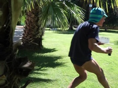 Gros seins, Sucer une bite, Brunette brune, Gorge profonde, Queue, Léchez, Masturbation, Adolescente