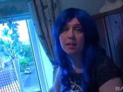 Kuřba, Brunetka, Stříkání spermatu, Na obličej, Tetování