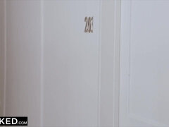 黒人, ブロンド, イマラチオ, 異人種間, 下着, オマンコ, ガリガリ, オッパイの