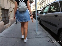 Russian mom - Toy bench - Public outdoor flashing