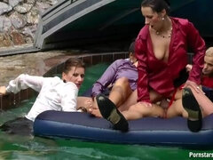 Ubrani, Lesbijka, Orgia, Na wolnym powietrzu, Strona, Satyna, Swingers, Mokry