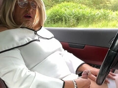 Britanke, Samozadovoljevanje, Milf, Zunaj, Piercing, V javnosti, Solo, Vibrator