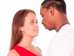 항문, 큰 음경, 오랄섹스, 드레스, 다른 인종간의, 자연의 가슴, 면도된, 젖가슴