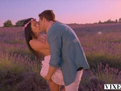 L  amour in Lavender - Lexi Dona  s Vacation Dickdown