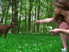 Suihinotto, Käsihoito, Suudella, Selkäsauna, Luonnolliset tissit, Lävistys, Teini