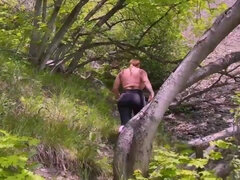 Banging PAWG In Nature - amateur porn