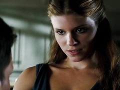 Kate Mara - Shooter (2007)