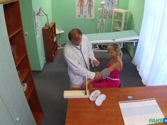 Amatéři, Kuřba, Doktor, Na pejska, Prstění, Výprask, Sestřička, Kancelář