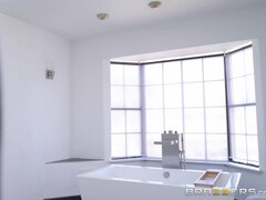 Stor stjärt, Stor kuk, Blondin, Avsugning, Hardcore, Milf, Tonåring, Trekant