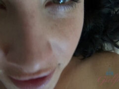 Brunetka, Footjob, Priateľka, Orgazmus, Drobunké, Z pohľadu účastníka, Pička, Vychudnutá