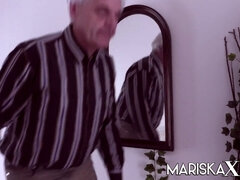 Mariskax milf fucks a big schlong in front of her spouse