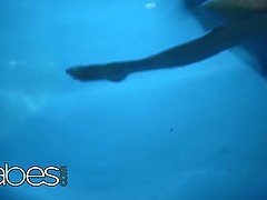 Kuřba, Hardcore, Hd, Venku, Drobounká, Bazén, Vyhublá, Teenka