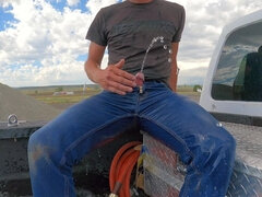 Amatéři, Velké péro, Auto, Stříkání spermatu, Masturbace, Venku, Na veřejnosti, Sólo