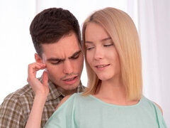 Monumentális dákó, Szőke, Cumizás, Kutya póz, Filigrán alkatú, Vékony, Tini, Begyek