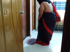 Asian Hot Saree 35-year-old BBW Woman Tied Her Hands to the Door and Fucked by Neighbor