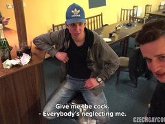 アナル, フェラチオ, イく瞬間, 顔射, グループ, 熟年, 公共, ガリガリ