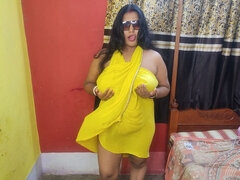 Bengali boudi Squirting herself in her room with Vegetables