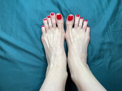 Footfetish and a new pedicure in red