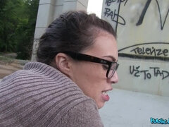 Pompino, Sborrata, Schizzo di sborra, Cieca, Europea, Soldi, All'aperto, Punto di vista pov