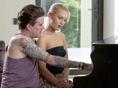 Stor kuk, Blondin, Avsugning, Naturliga tuttar, Rakad, Mager, Tonåring, Tuttar