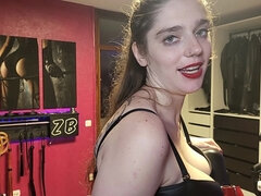 18 ans, Amateur, Bondage domination sadisme masochisme, Femme dominatrice, Humiliation, Pénis, Adolescente, Attachée